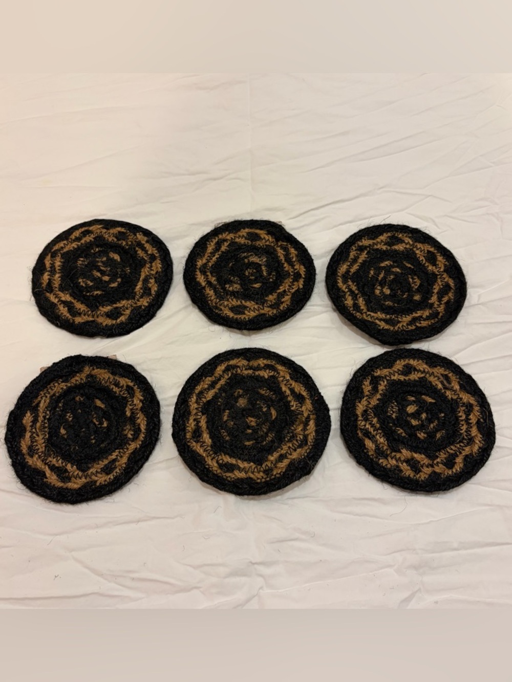 NWT VHC Brands Farmhouse Handcrafted Round Jute Coasters Black and Tan Set of 6